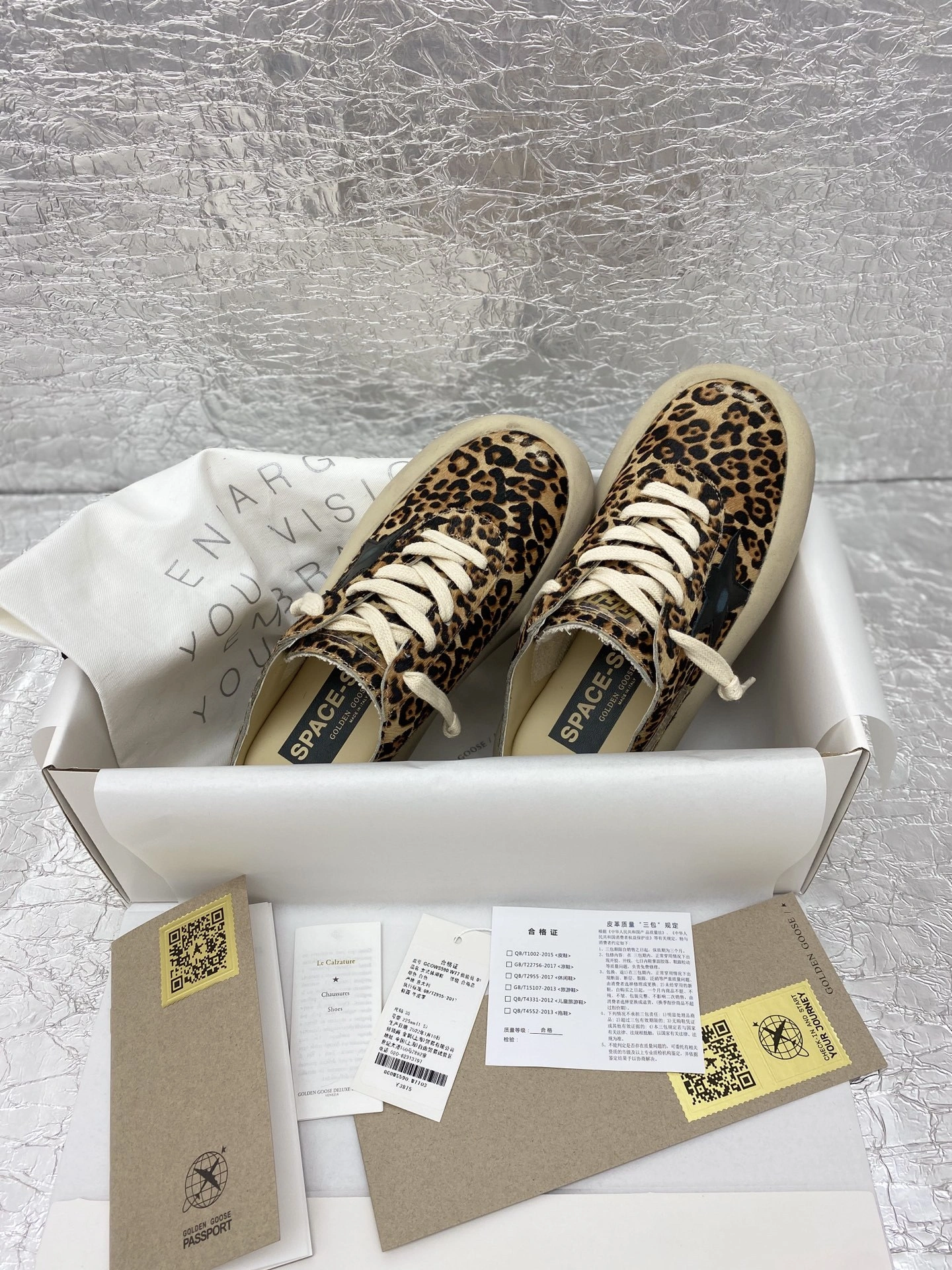 OOBB-- 6642 GWF00383.F003331.81472 Space cowhide item:E-X362J2908T